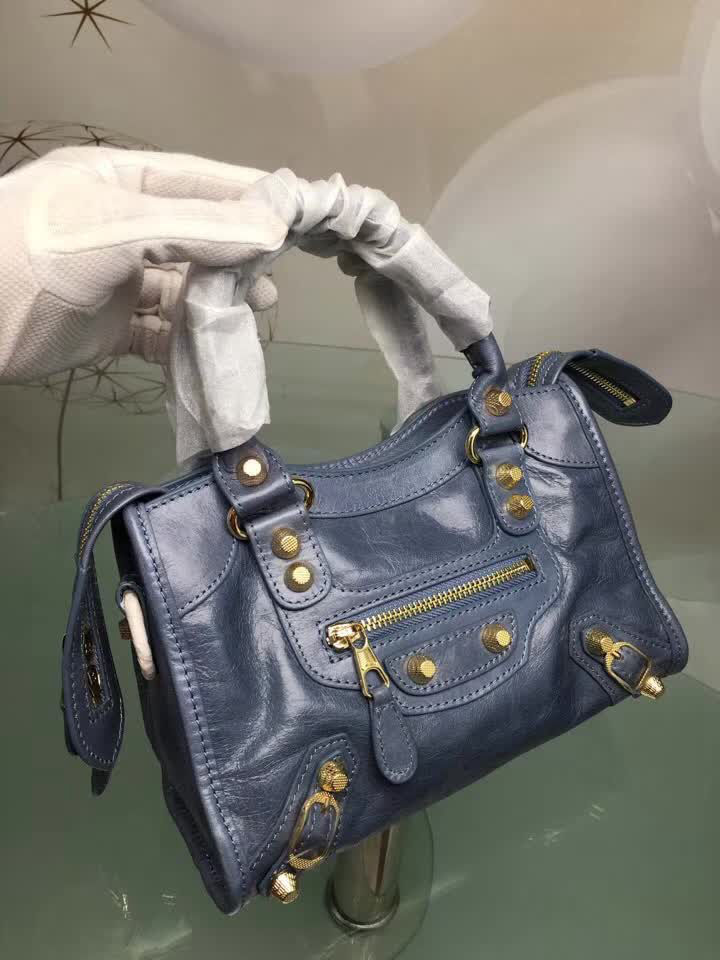 BALENCIAG巴黎世家 義大利進口 原版油蠟頭層牛皮 香皮小銀釘 時尚百搭 手提肩背斜挎包  BL1572